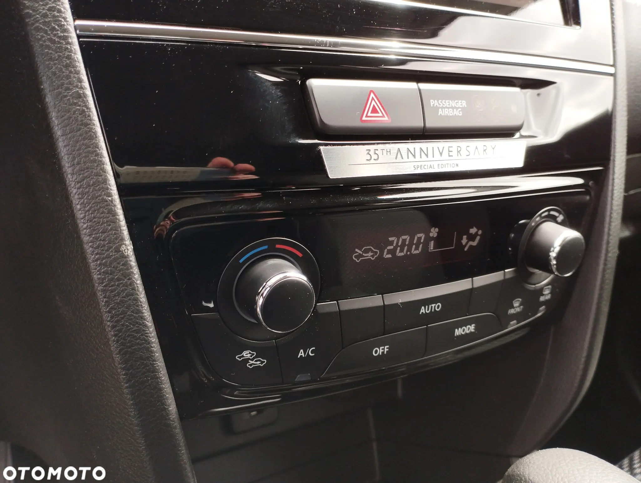 Suzuki Vitara 1.5 Strong Hybrid Premium 2WD AGS - 19