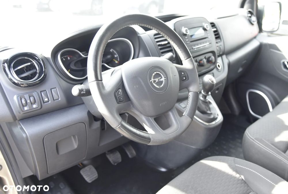 Opel Vivaro L2H1 S&S Tourer - 19