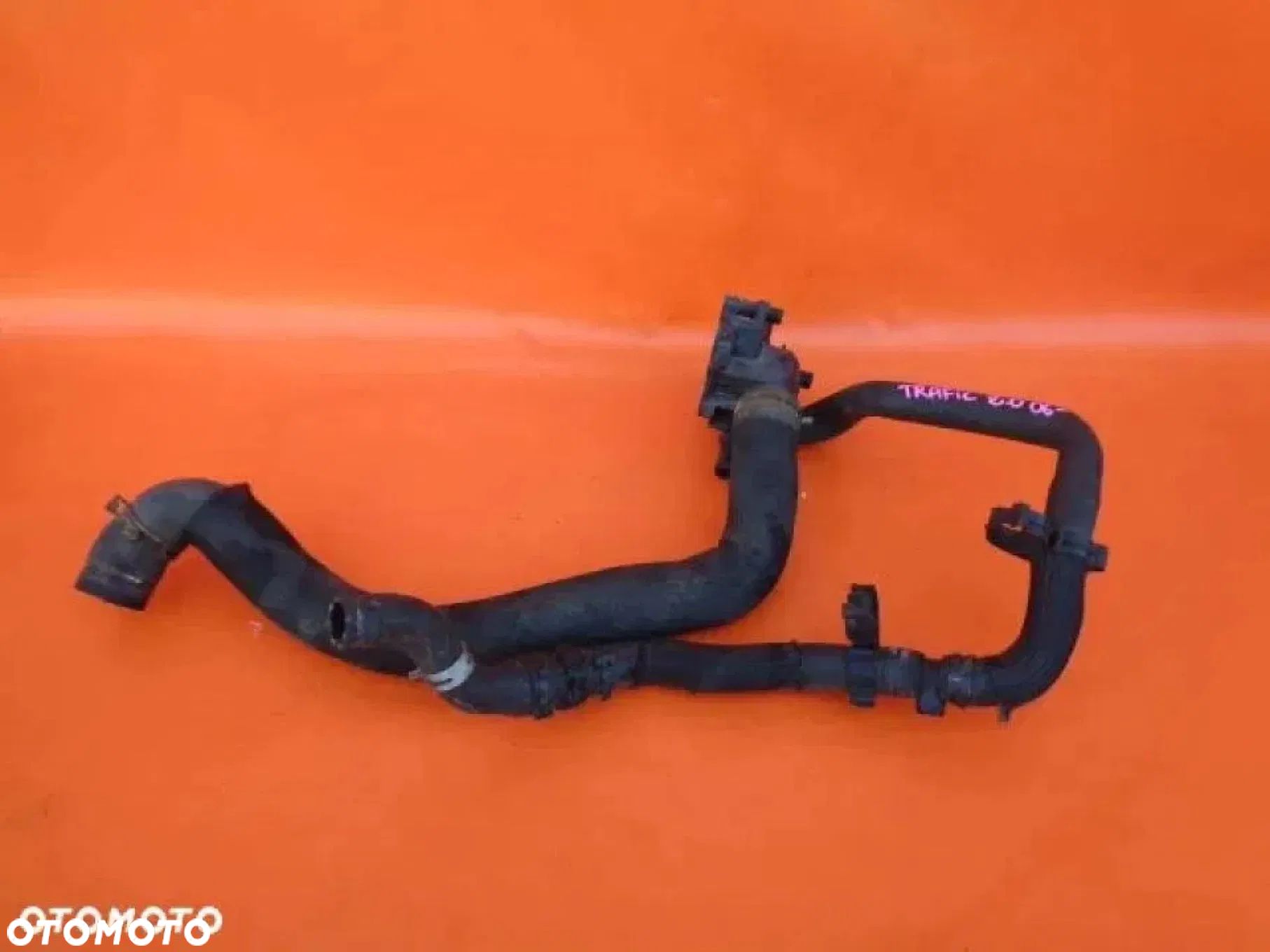 Trafic Vivaro Primastar 2.0 DCI Wąż Przewód Obudowa Termostatu Króciec - 1