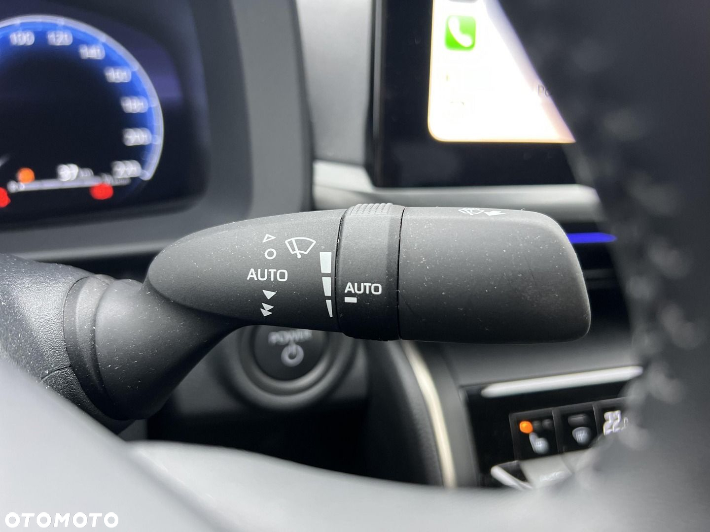 Toyota C-HR - 26