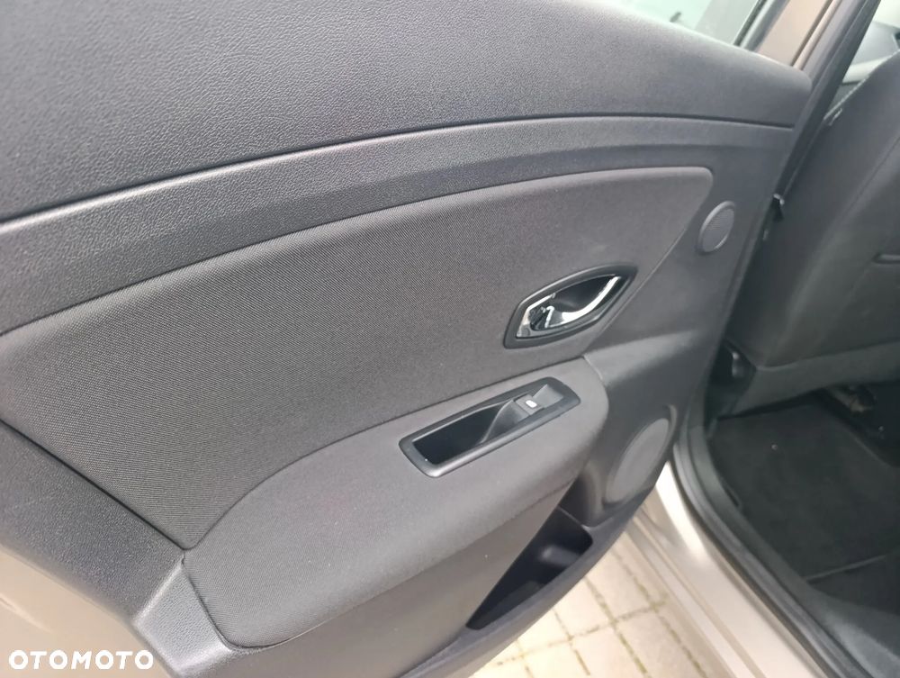 Renault Fluence 1.6 16V Limited - 13