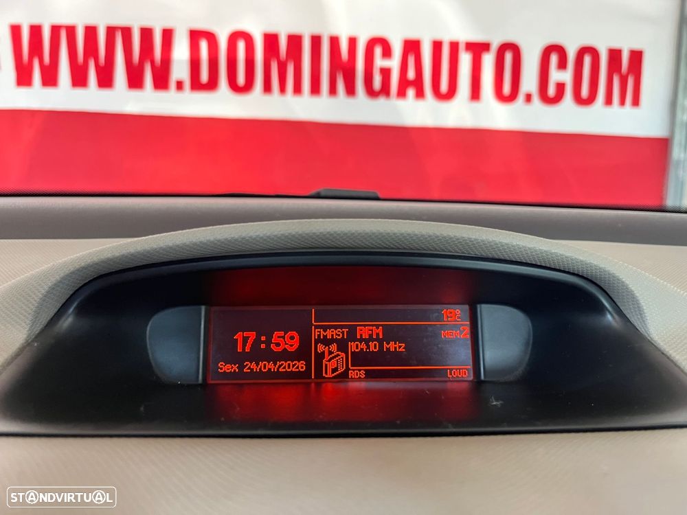 Peugeot 308 1.6 HDi Executive - 11