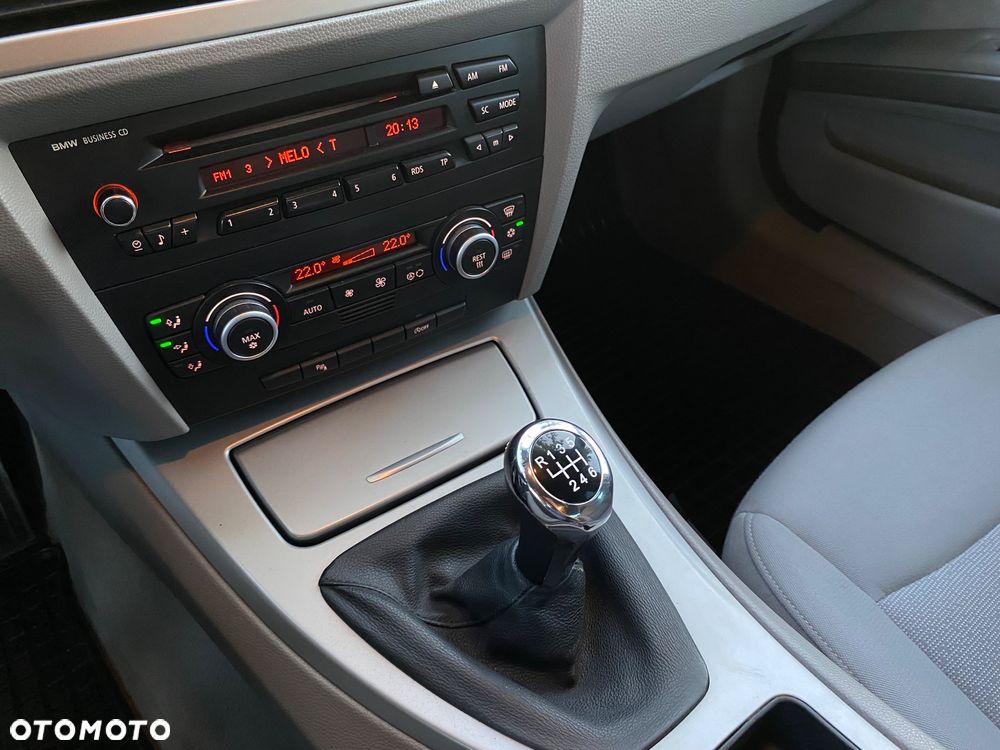 BMW Seria 3 320d - 33