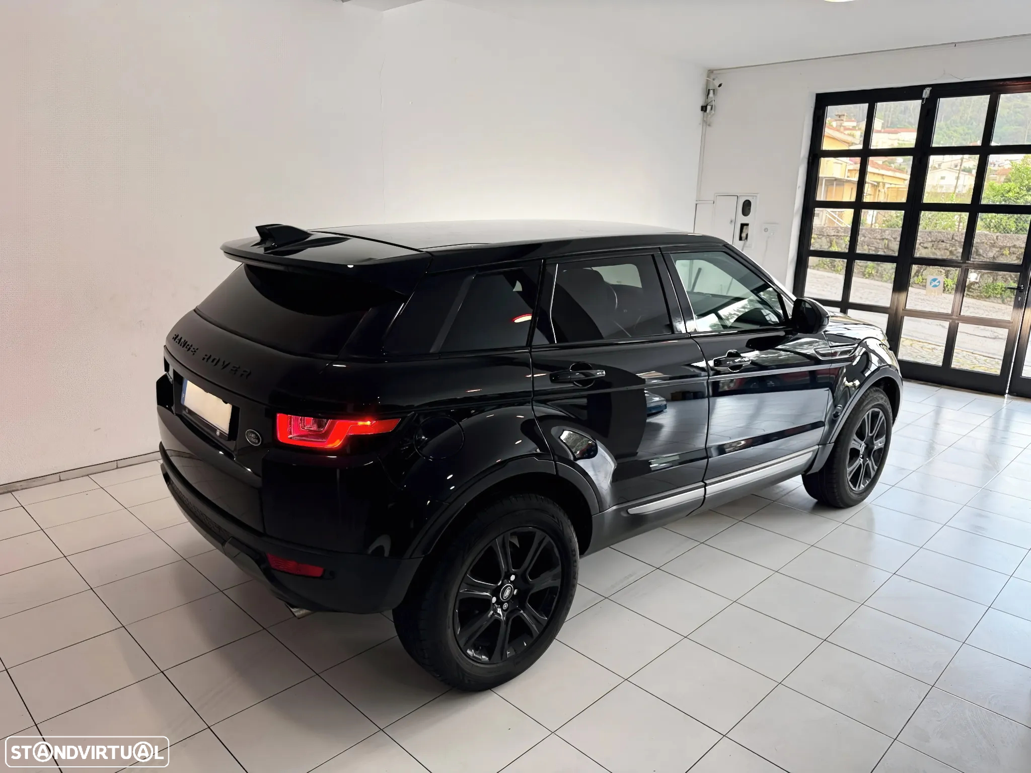 Land Rover Range Rover Evoque 2.0 TD4 HSE Dynamic Auto - 9
