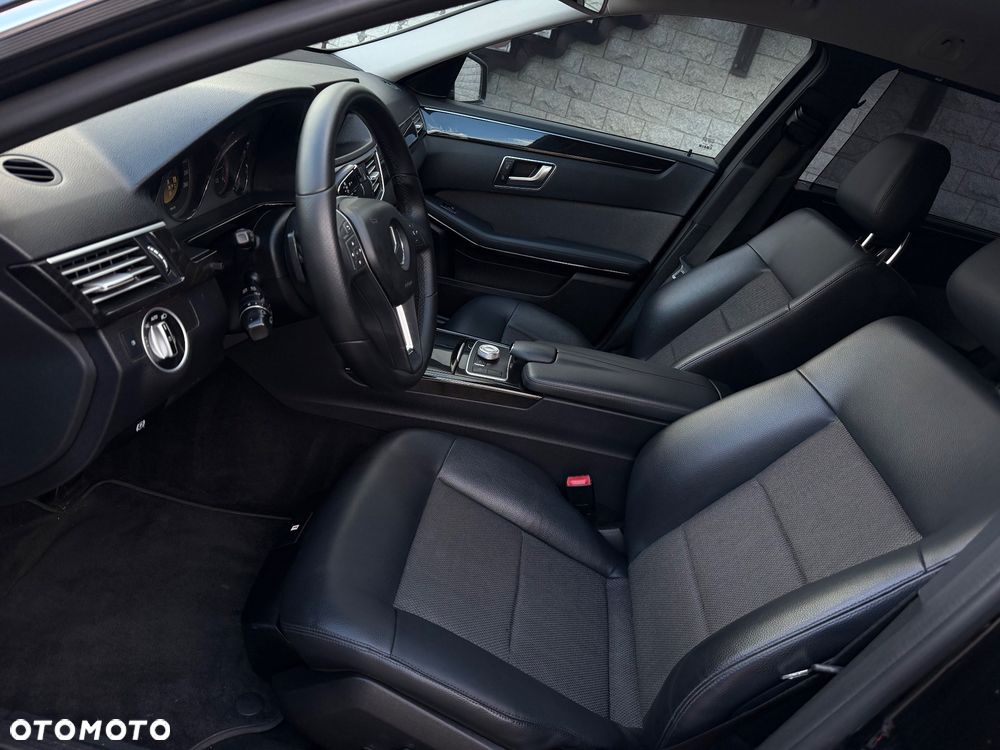 Mercedes-Benz Klasa E 250 CDI 4Matic 7G-TRONIC Avantgarde - 29