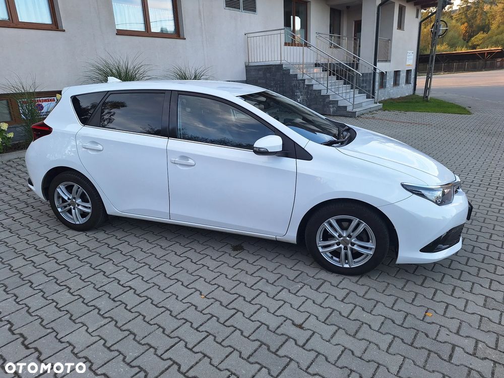 Toyota Auris - 19