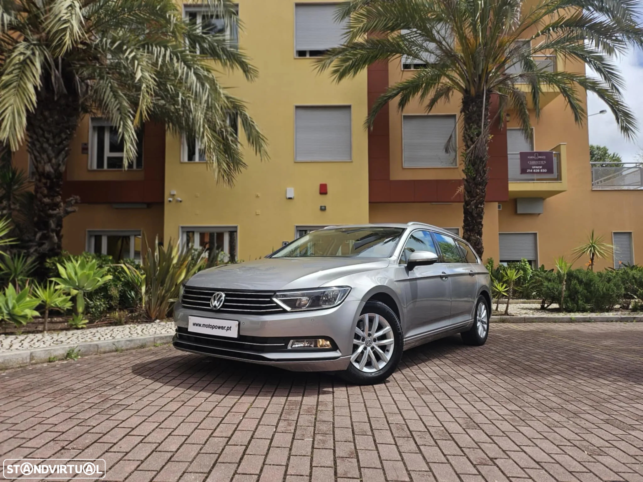 VW Passat Variant 1.6 TDI Confortline DSG - 15