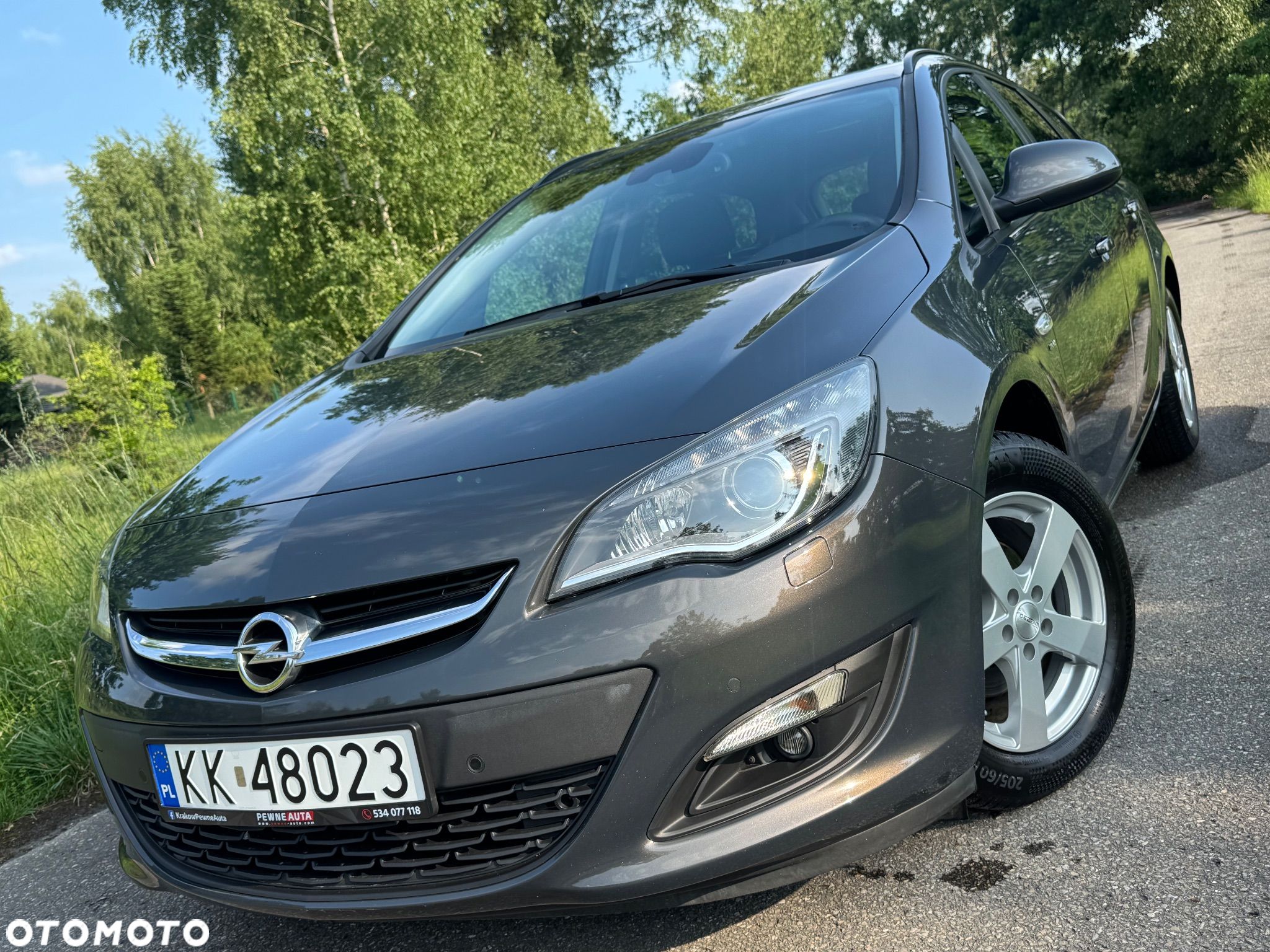 Opel Astra IV 1.4 T Energy EU6 - 1