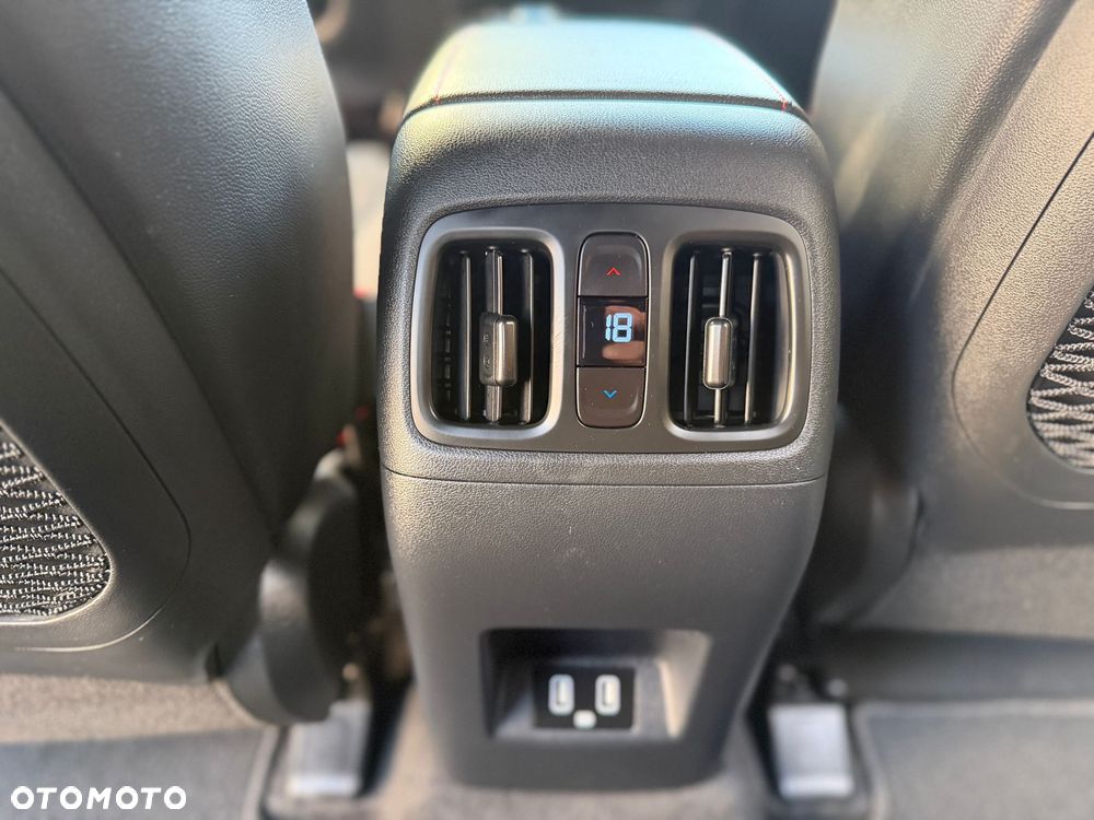 Hyundai Tucson 1.6 T-GDi Plug-in-Hybrid 4WD N Line - 16