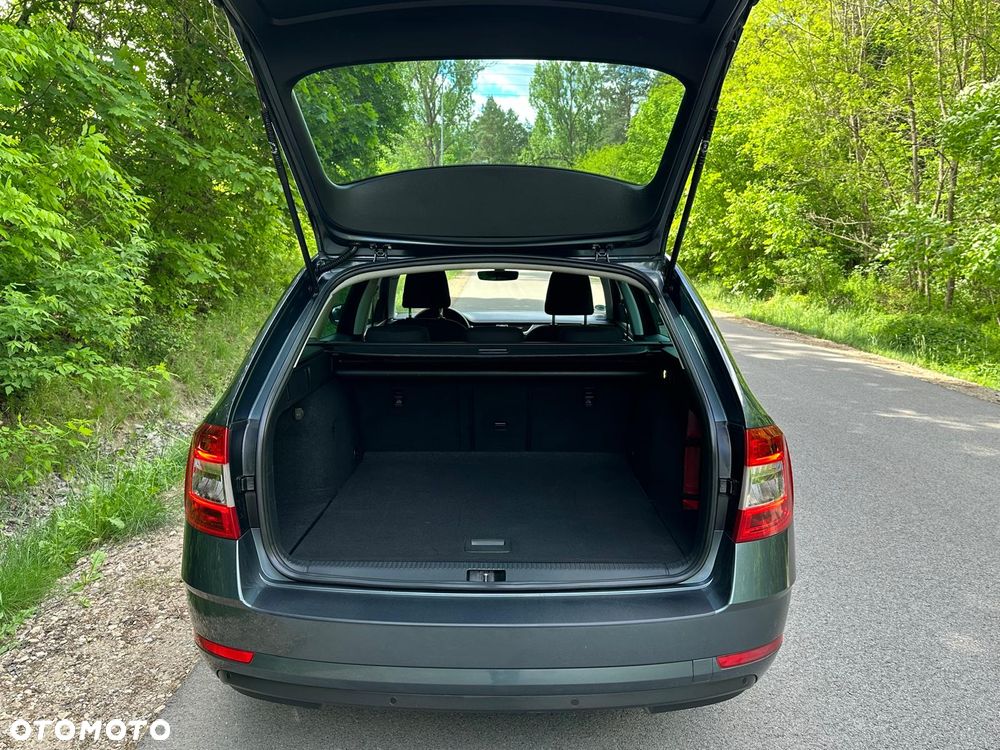 Skoda Octavia 1.8 TSI DSG Style - 30