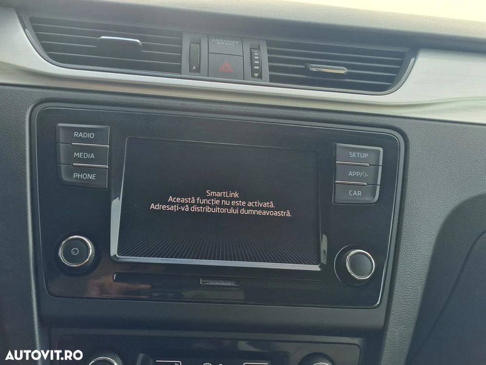 Skoda RAPID 1.0 TSI Style - 20