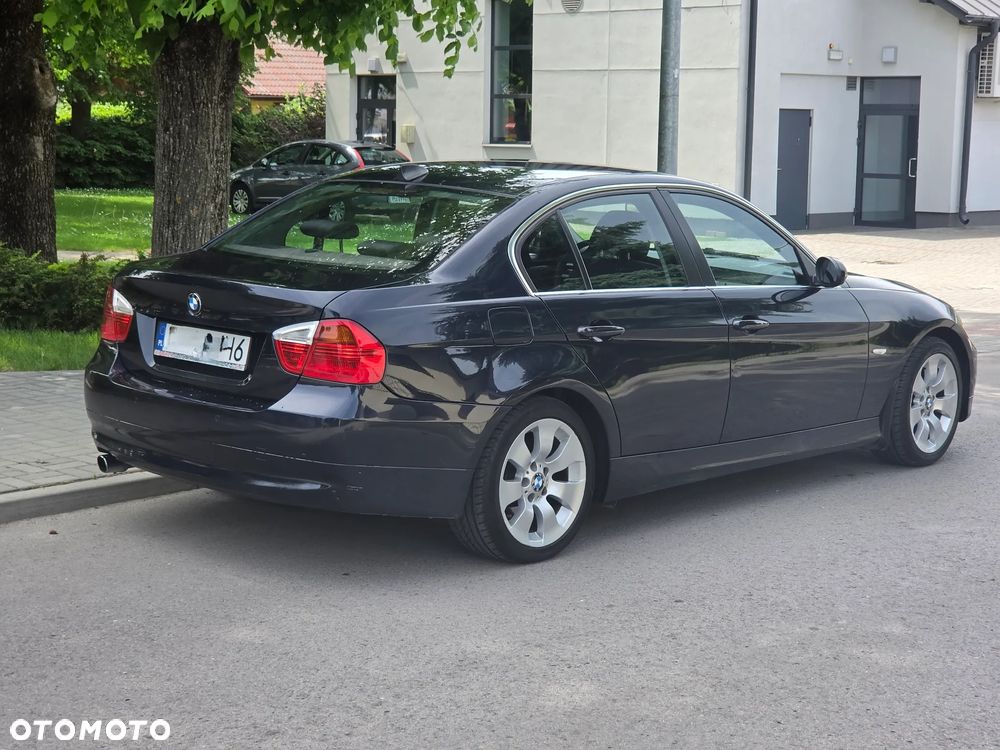 BMW Seria 3 318i Edition Sport - 11