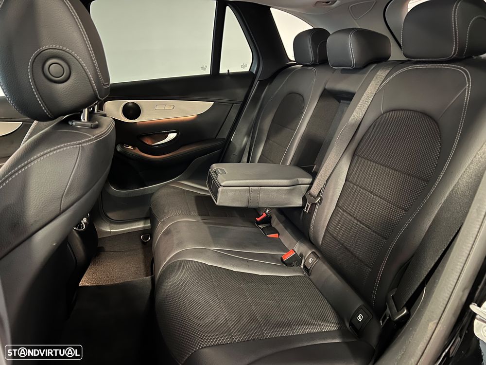 Mercedes-Benz GLC 300 e 4Matic - 23