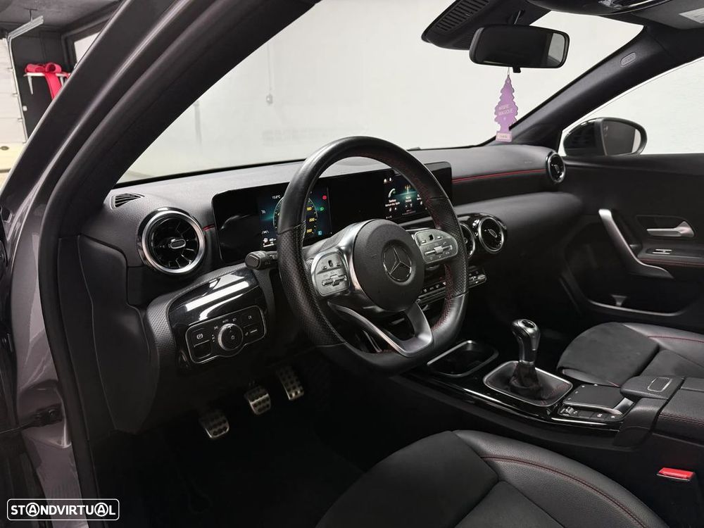 Mercedes-Benz A 160 d AMG Line - 21