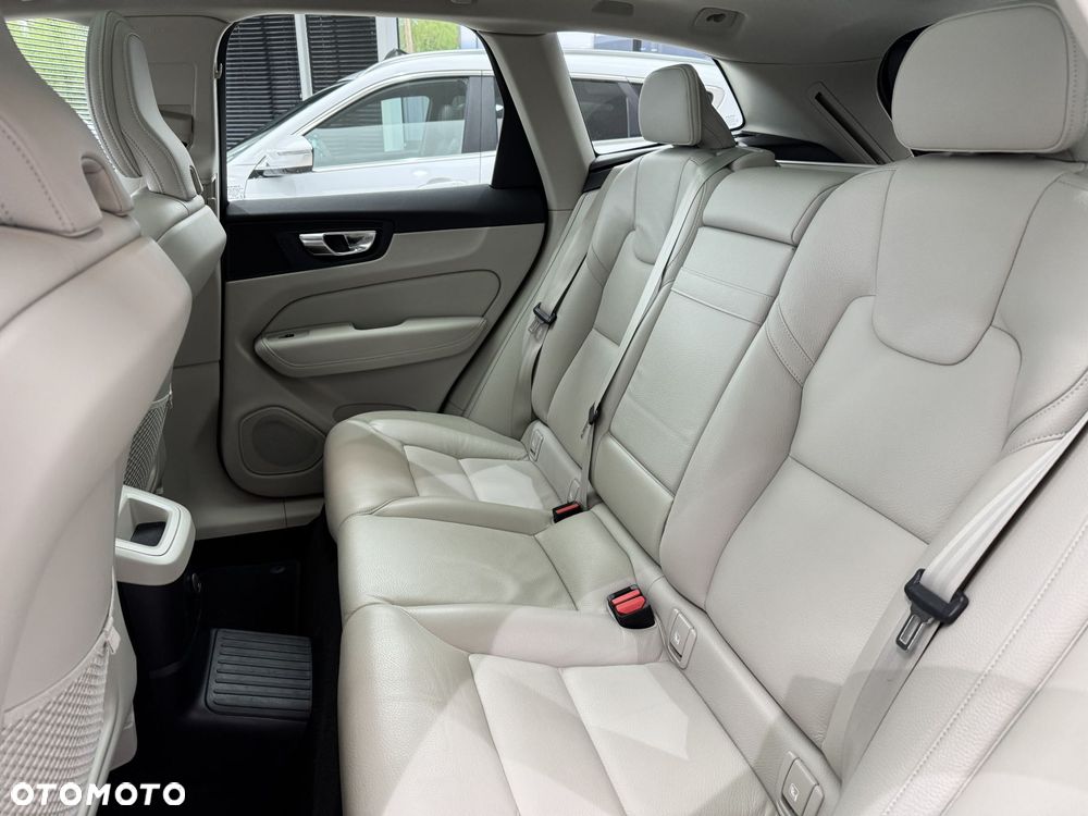 Volvo XC 60 - 14
