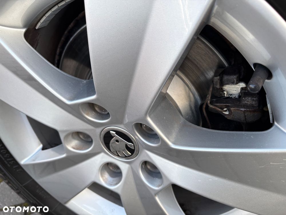 Skoda Superb 2.0 TDI Style - 13