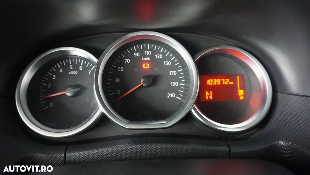 Dacia Duster 1.5 dCi EDC Prestige jante 16" - 10