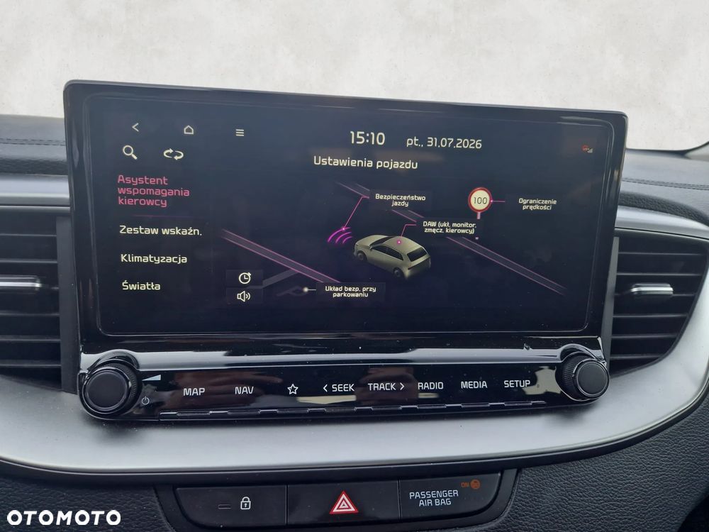 Kia XCeed - 12
