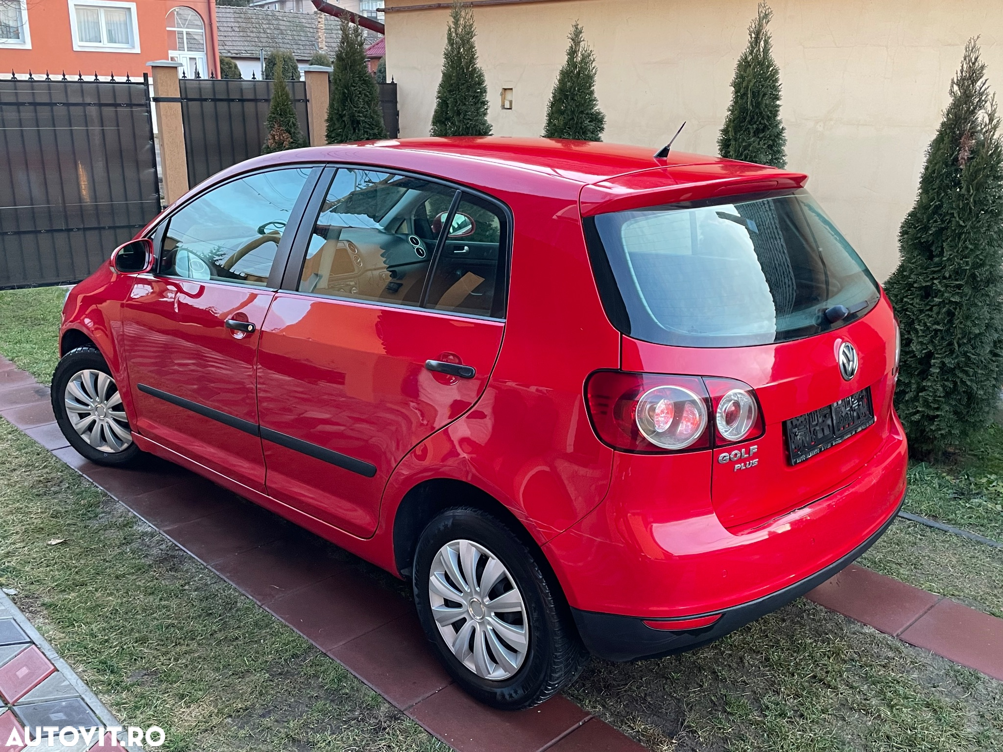 Volkswagen Golf Plus 1.9 TDI Trendline - 29