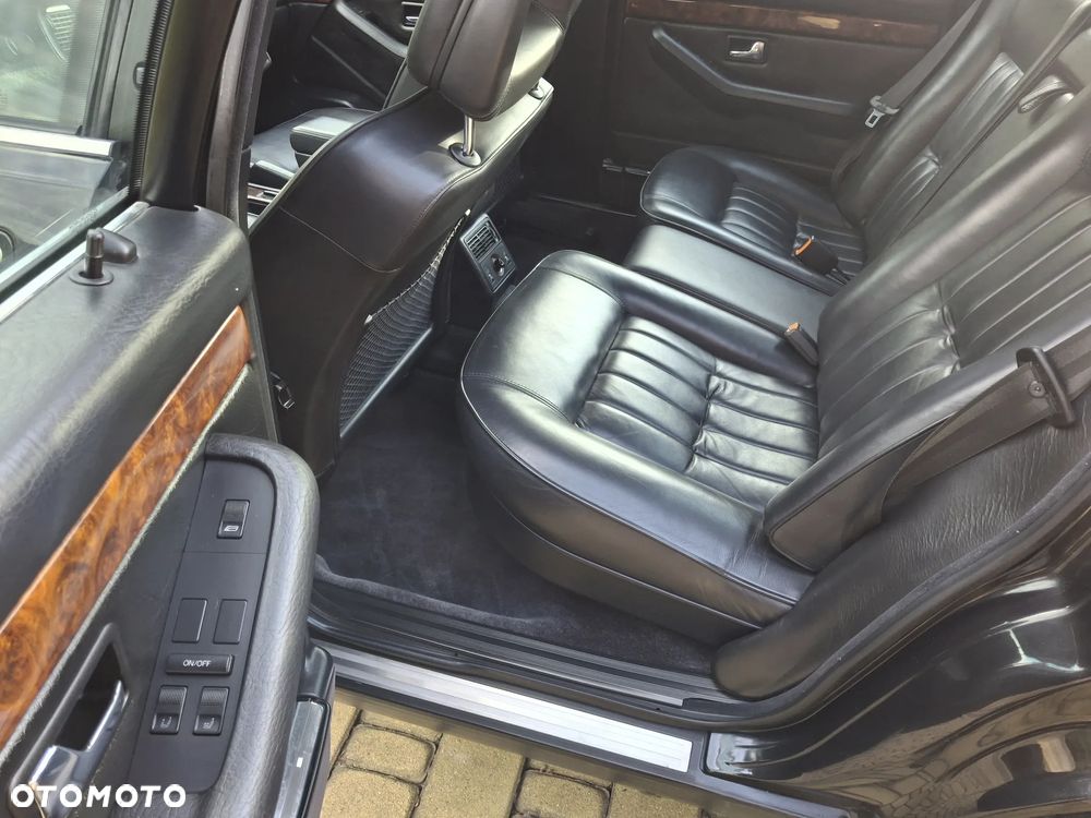Audi V8 4.2 - 14