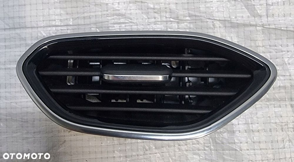 KRATKA NAWIEWU PRAWA WLOT DYFUZOR OPEL CROSSLAND X 13487185