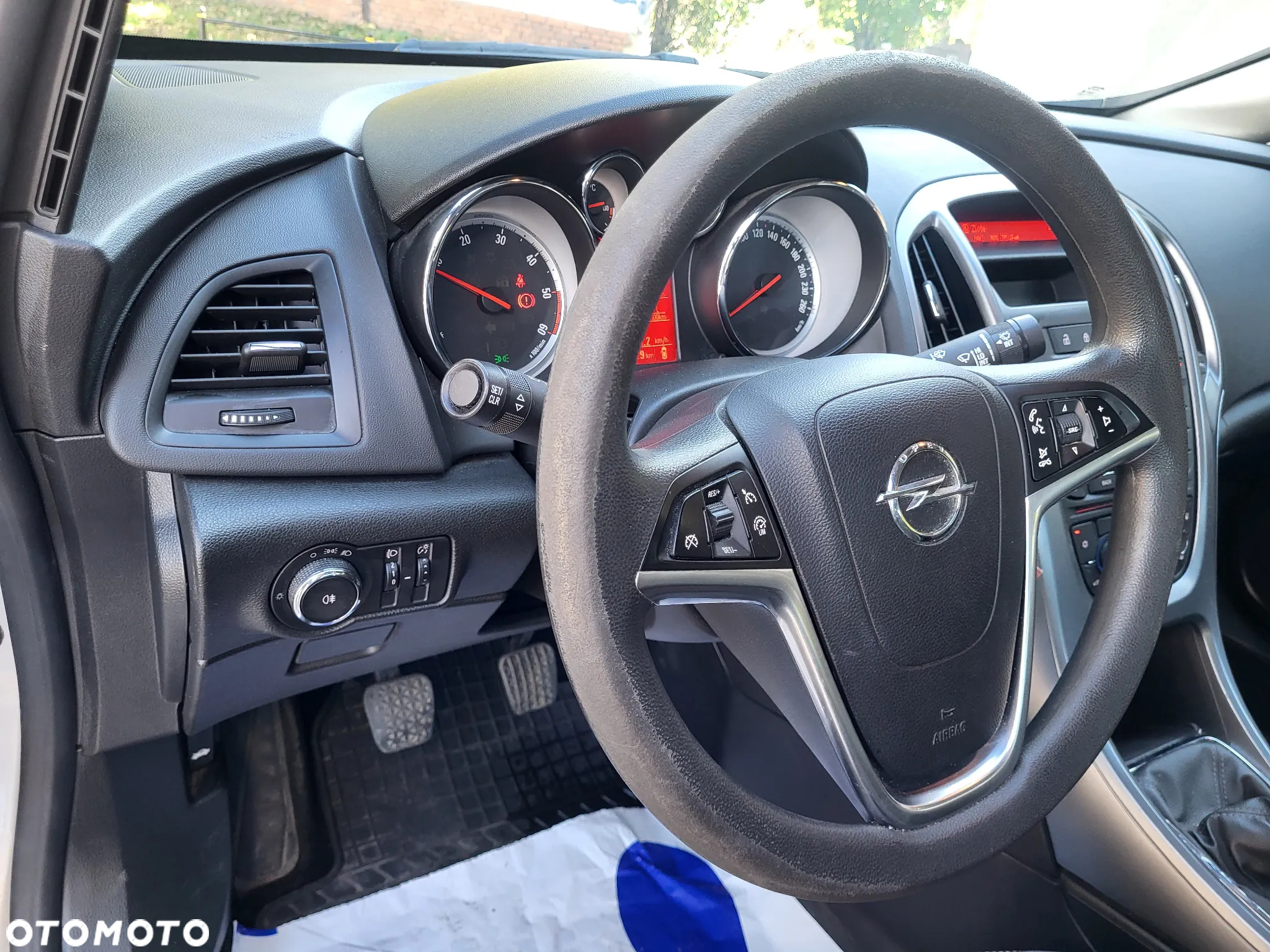 Opel Astra - 8
