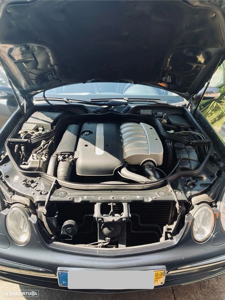 Mercedes-Benz E 270 - 4