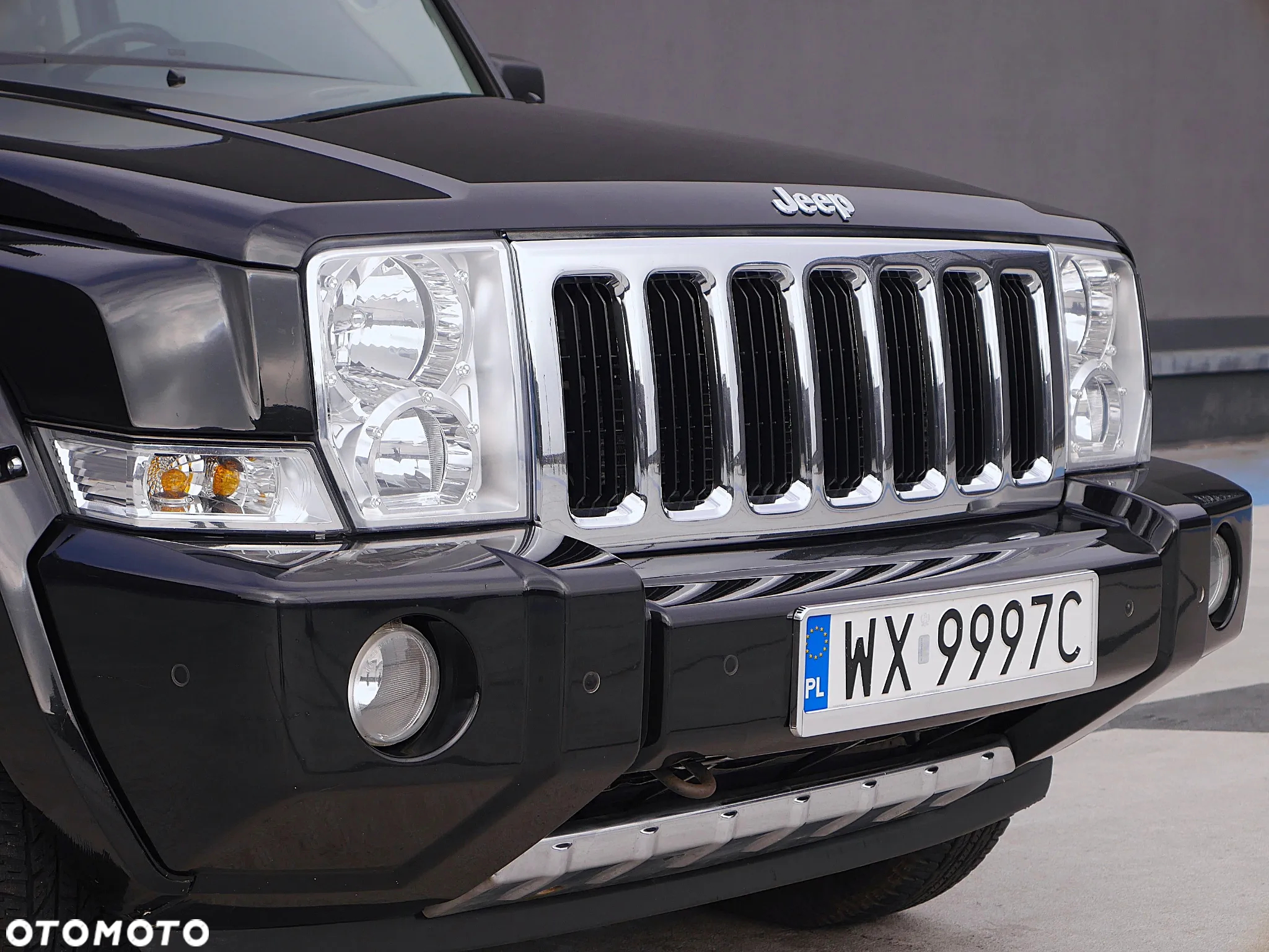 Jeep Commander 3.0 CRD Limited - 36