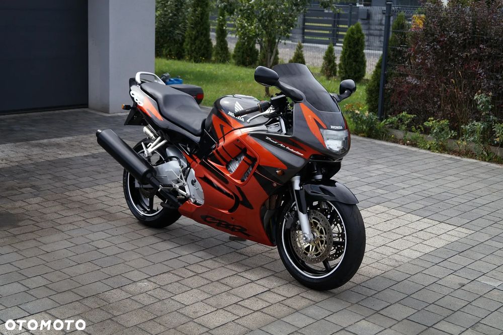 Honda CBR - 5