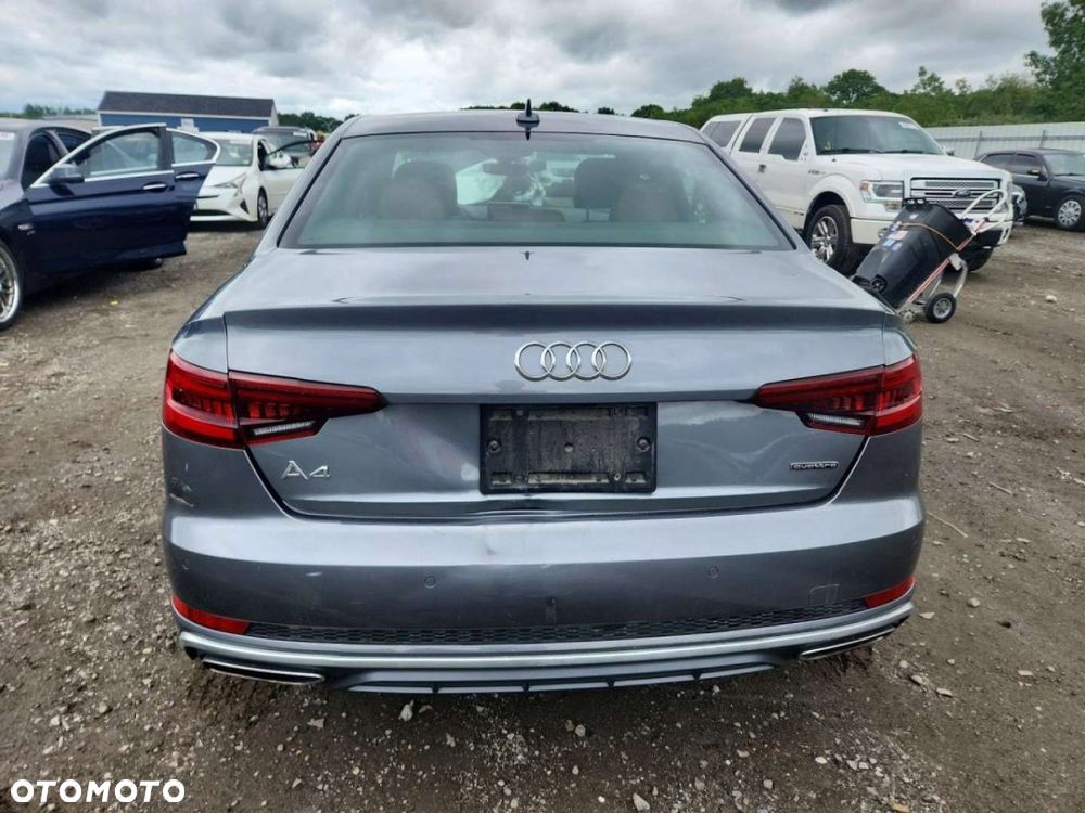 Audi A4 Limousine - 8