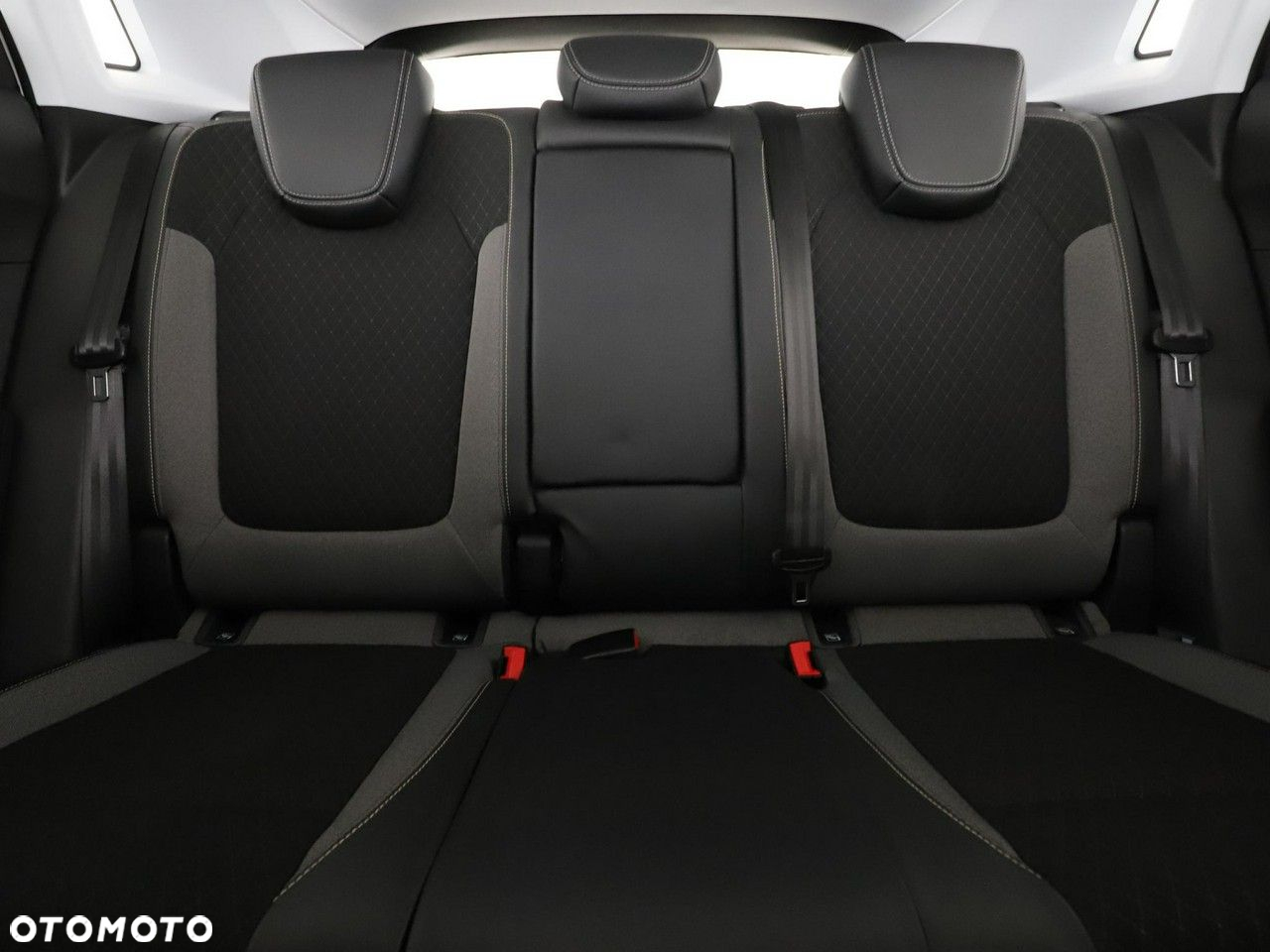 Opel Grandland X 1.2 T GPF Innovation S&S - 18