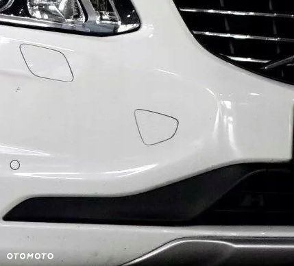 Zaślepka HAK HOL PRZÓD VOLVO XC60 2014-2017 KOLORY - 1