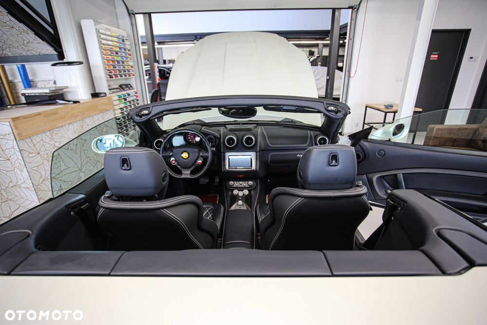 Ferrari California - 22