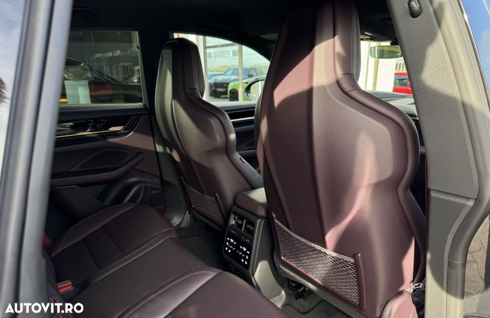 Porsche Macan 100 kWh - 19