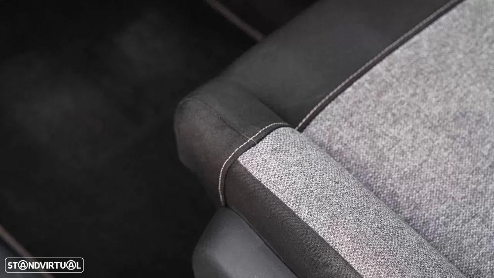 Citroën C3 1.2 PureTech C-Series - 14