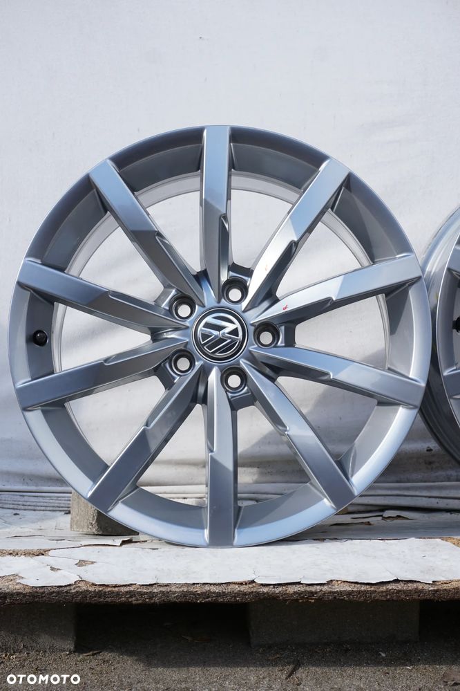Volkswagen 5x112 18 8J et44 3G0601025 Q - 4