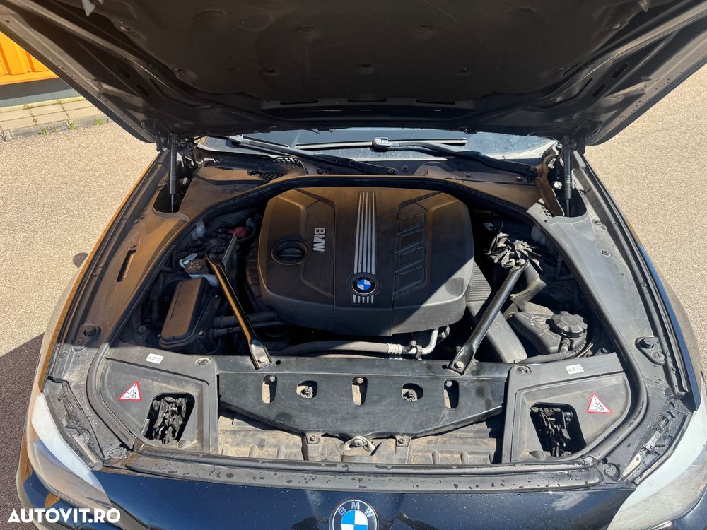 BMW Seria 5 520d Aut. - 17