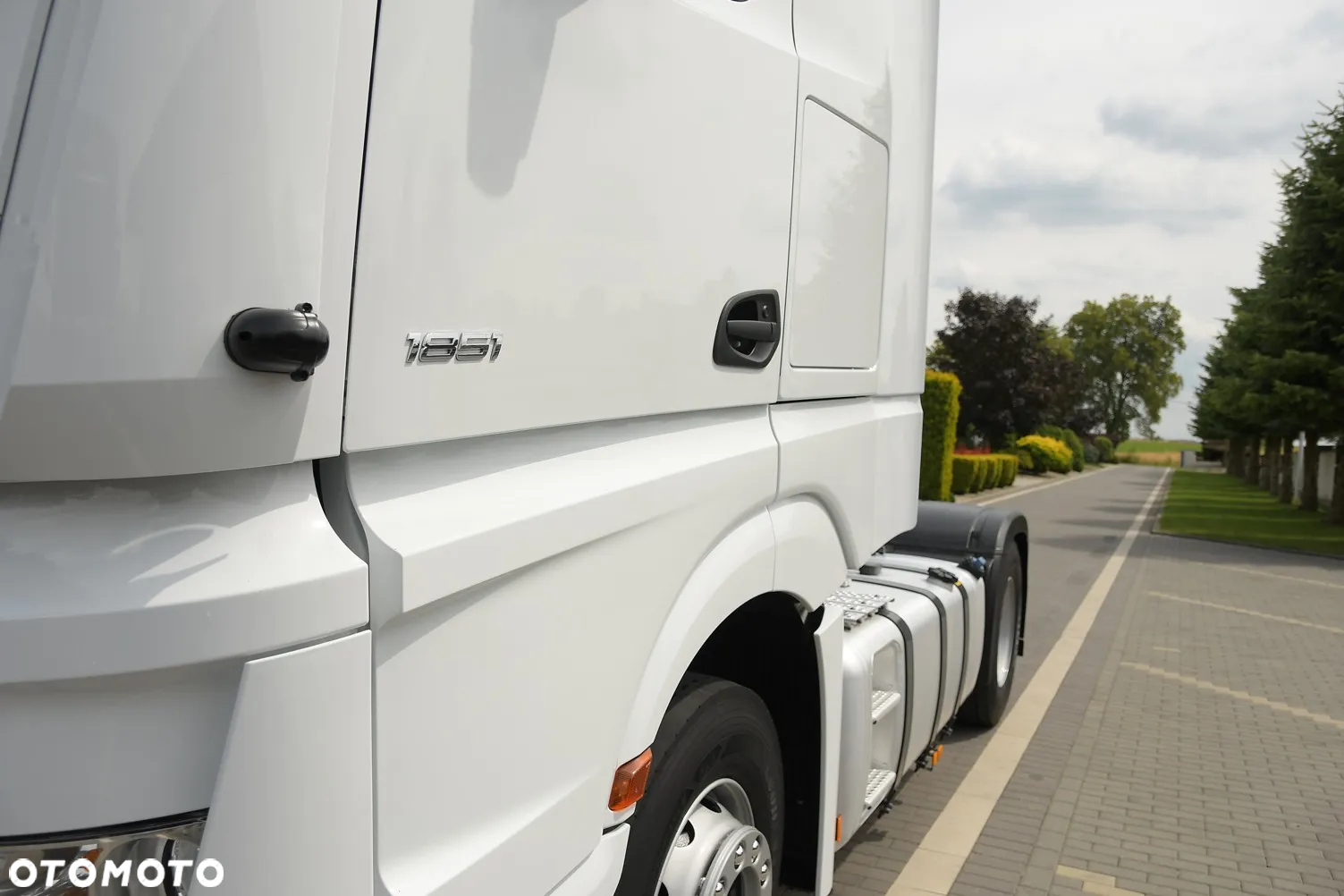 Mercedes-Benz ACTROS - 4