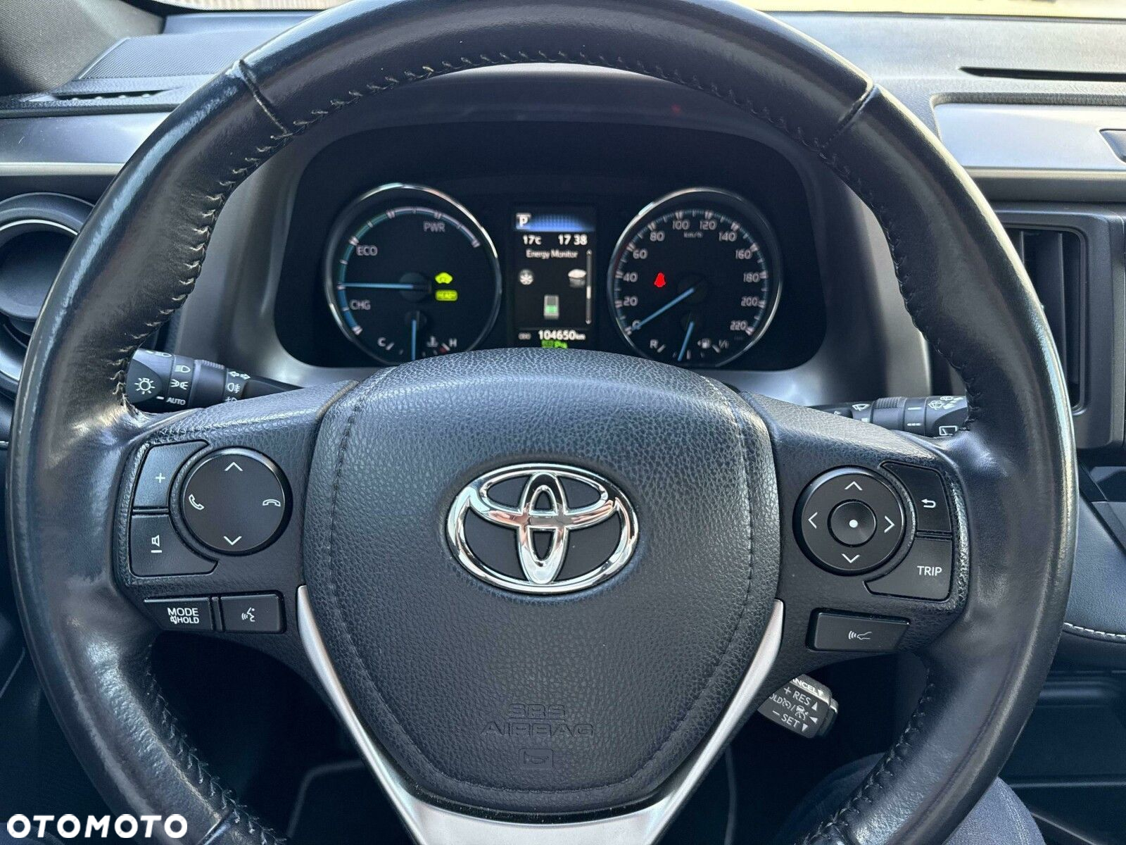 Toyota RAV4 - 9