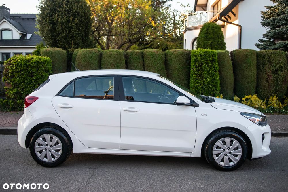Kia Rio 1.2 Edition 7 - 12