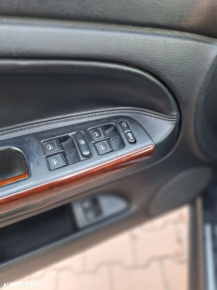 Volkswagen Passat - 9