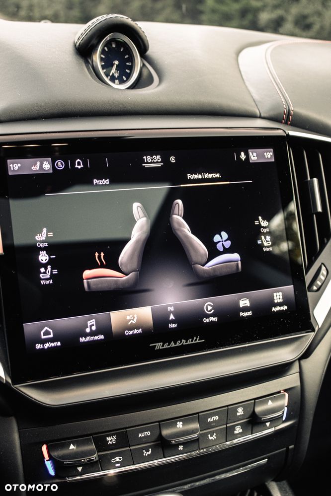 Maserati Ghibli S GranSport - 26