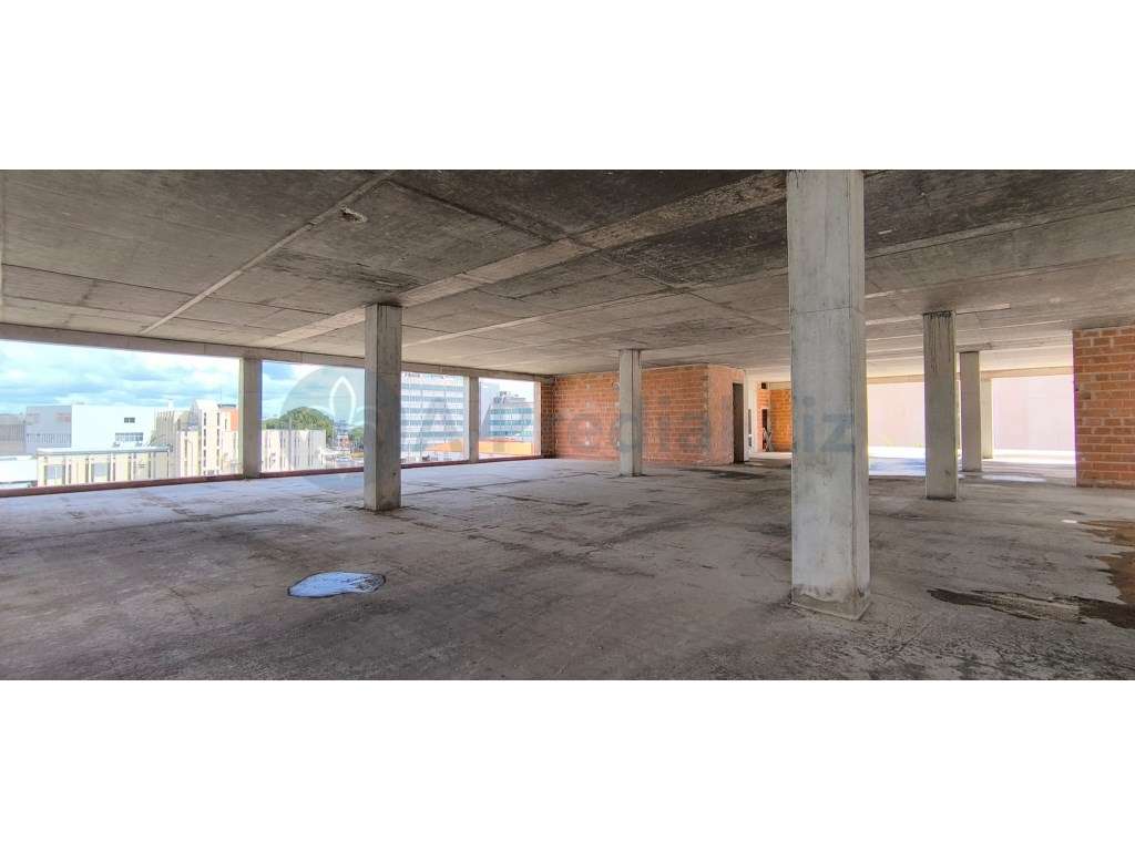 Armazém Novo em Construção - Invista no Futuro do Seu Negócio - Grande imagem: 4/9