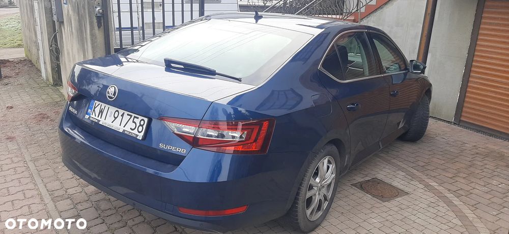Skoda Superb 2.0 TSI Ambition DSG - 4