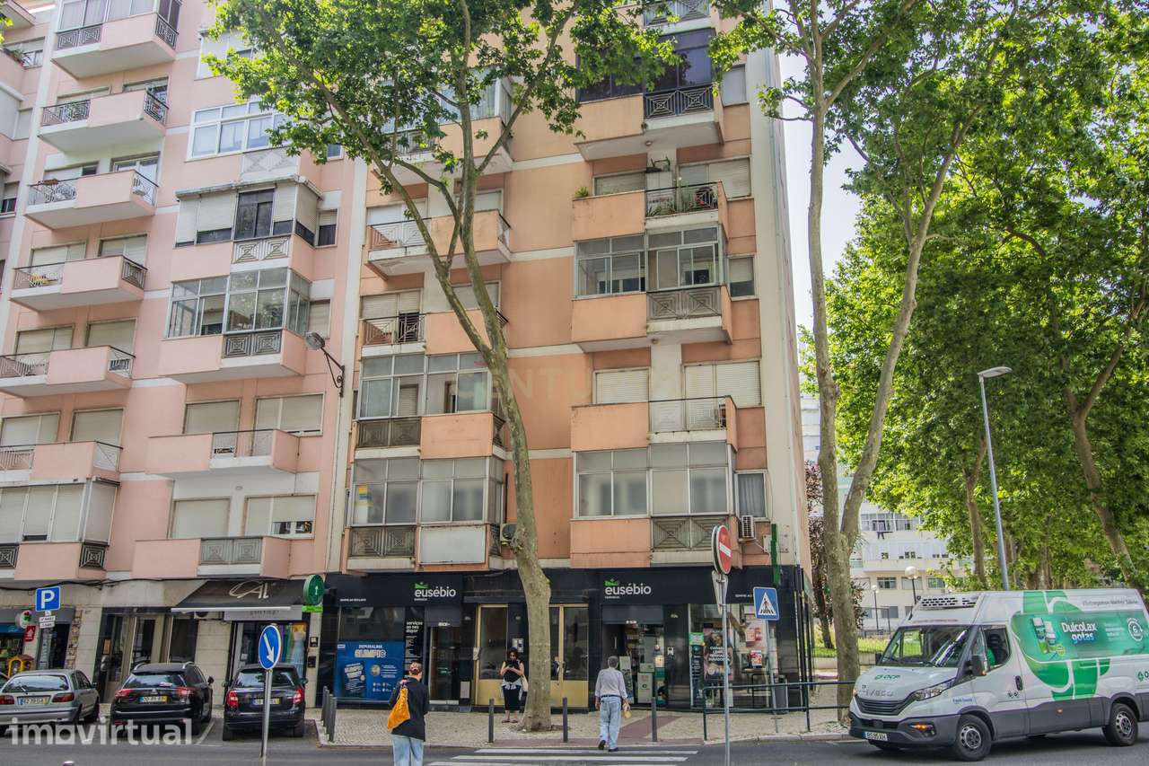 Apartamento em Benfica perto Centro Comercial Colombo - Grande imagem: 2/30