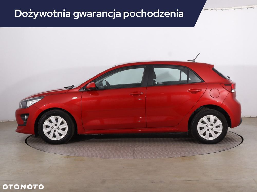 Kia Rio - 4