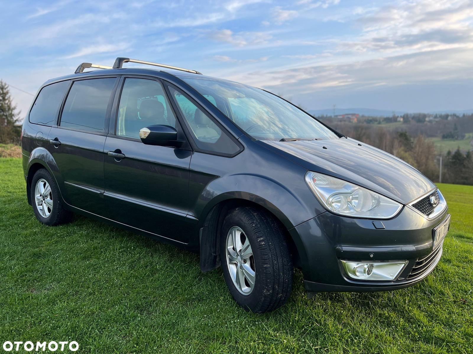 Ford Galaxy - 3