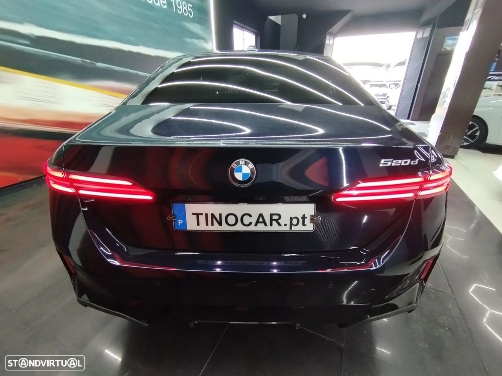 BMW 520 d Pack Desportivo M - 6