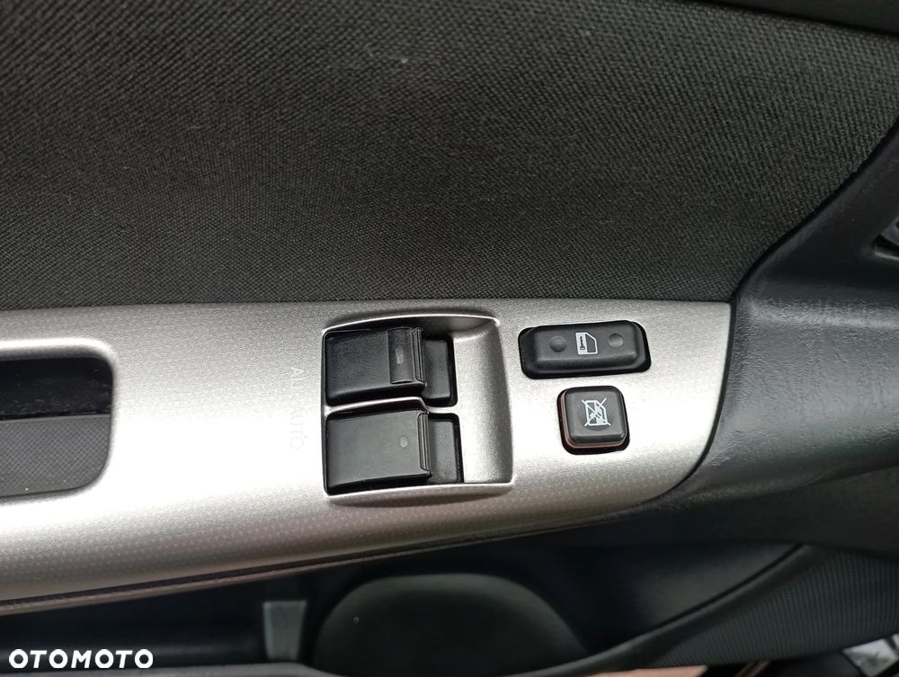 Toyota Corolla 1.6 VVT-i Sol - 18