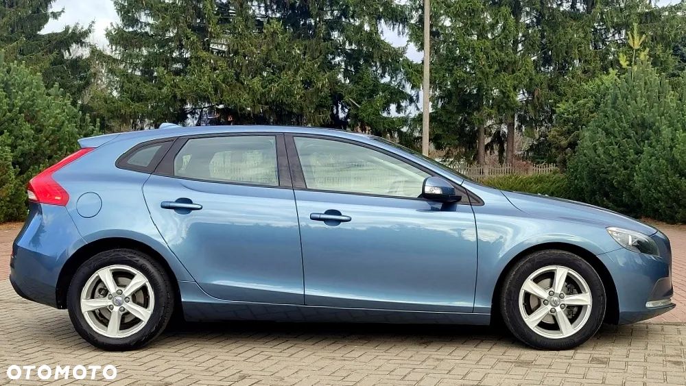 Volvo V40 D2 Momentum - 20